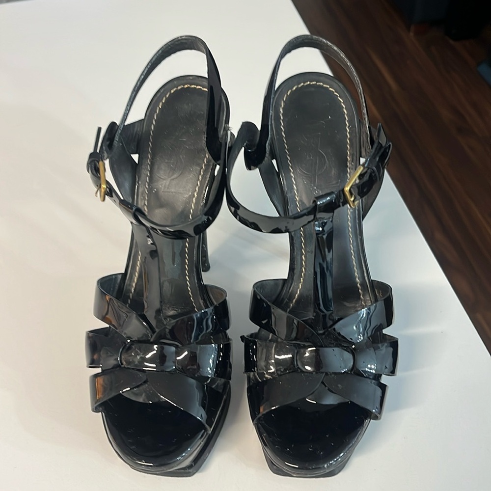 YSL Tribute Sandals black patent leather used, but in great condition🖤
